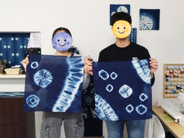 藍と遊ぼう！すくも藍本建て正藍染め体験